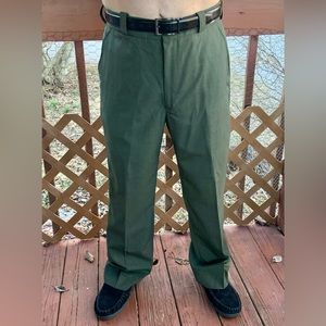 Men’s VF Imagewear “Army Green” Pants